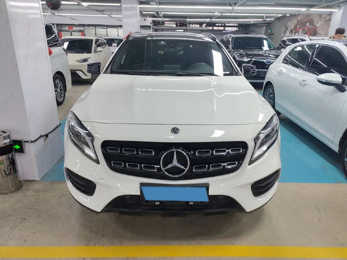 2018 Mercedes-Benz GLA Class 1.6T 156HP L4 7DCT,autocango,china used car exporter,china ev exporter,chinese used car exporter,chinese used ev exporter