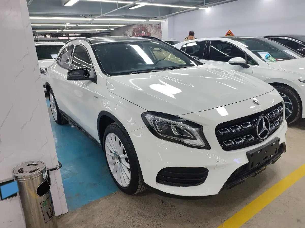 2018 Mercedes-Benz GLA Class 1.6T 156HP L4 7DCT,autocango,china used car exporter,china ev exporter,chinese used car exporter,chinese used ev exporter
