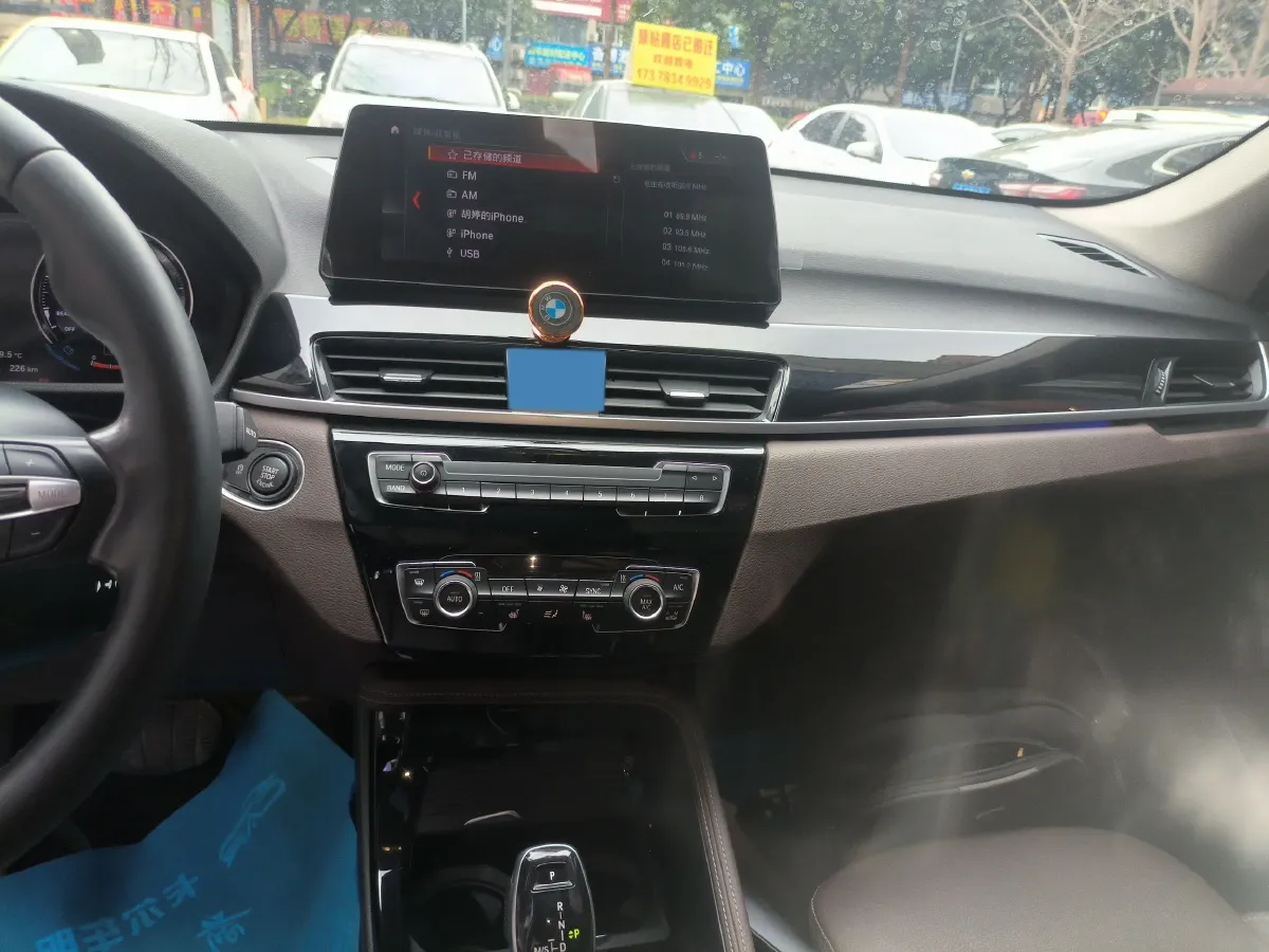 2020 BMW X1 1.5T 140HP L3 7DCT,autocango,china used car exporter,china ev exporter,chinese used car exporter,chinese used ev exporter