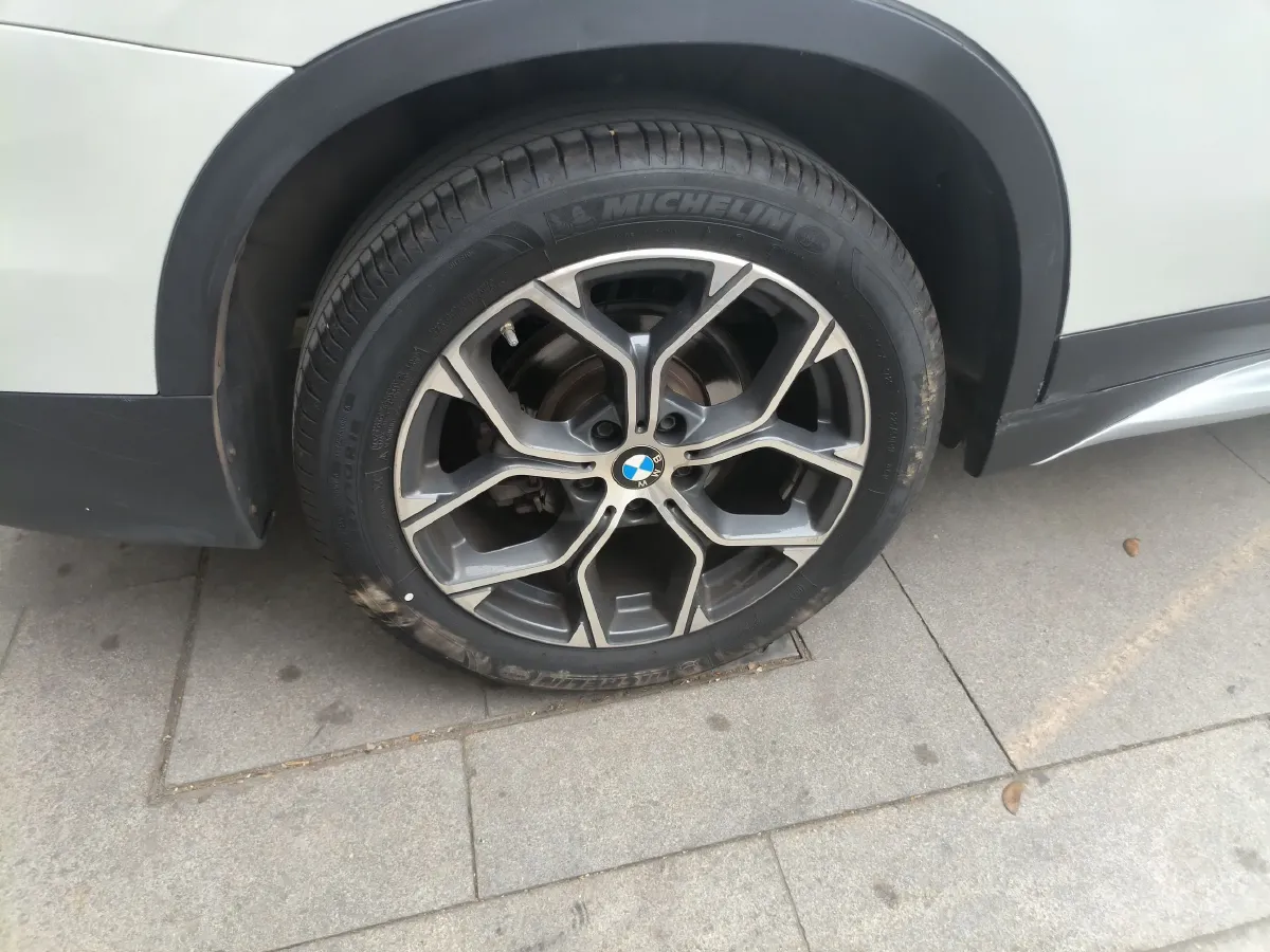 2020 BMW X1 1.5T 140HP L3 7DCT,autocango,china used car exporter,china ev exporter,chinese used car exporter,chinese used ev exporter