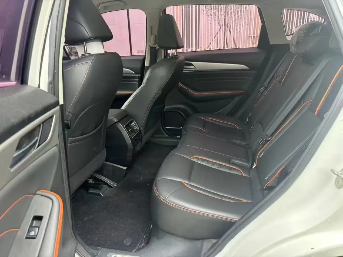 2021 Haval F7 1.5T 169HP L4 7DCT,autocango,china used car exporter,china ev exporter,chinese used car exporter,chinese used ev exporter