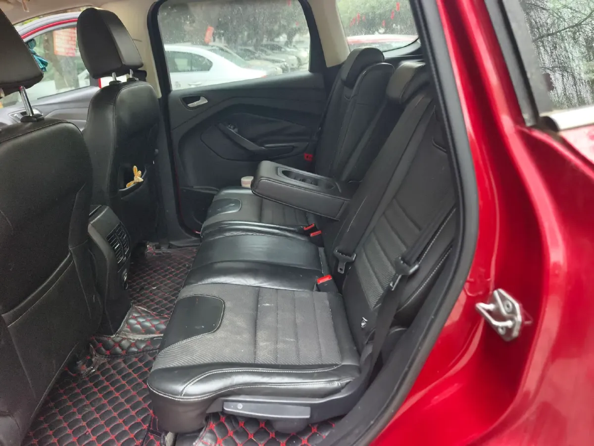 2013 Ford Kuga 1.6T 177HP L4 6AT,autocango,china used car exporter,china ev exporter,chinese used car exporter,chinese used ev exporter