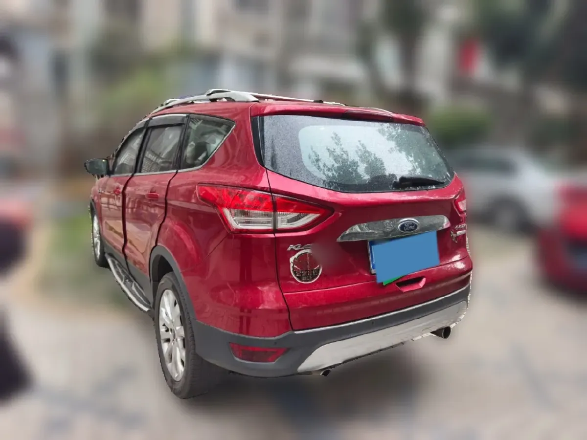 2013 Ford Kuga 1.6T 177HP L4 6AT,autocango,china used car exporter,china ev exporter,chinese used car exporter,chinese used ev exporter