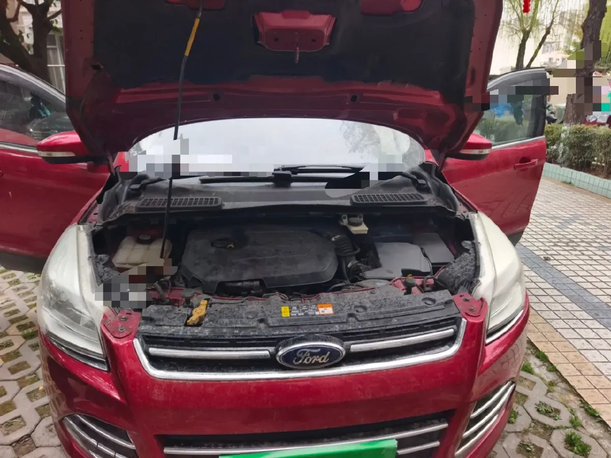 2013 Ford Kuga 1.6T 177HP L4 6AT,autocango,china used car exporter,china ev exporter,chinese used car exporter,chinese used ev exporter