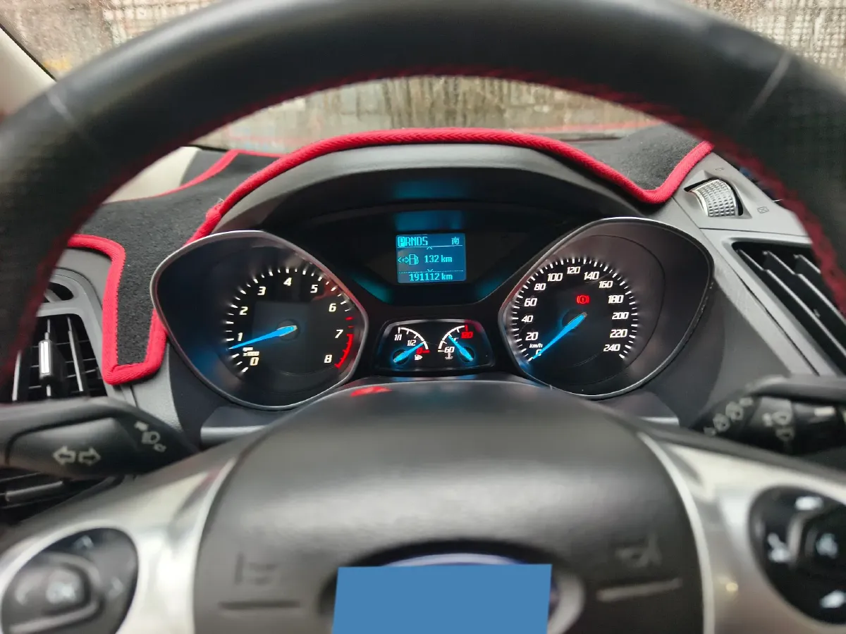 2013 Ford Kuga 1.6T 177HP L4 6AT,autocango,china used car exporter,china ev exporter,chinese used car exporter,chinese used ev exporter