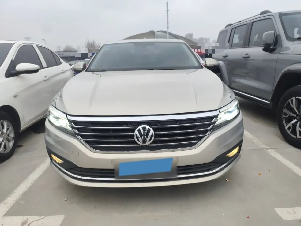 2019 Volkswagen T-Cross 1.4T 150HP L4 7DCT,autocango,china used car exporter,china ev exporter,chinese used car exporter,chinese used ev exporter