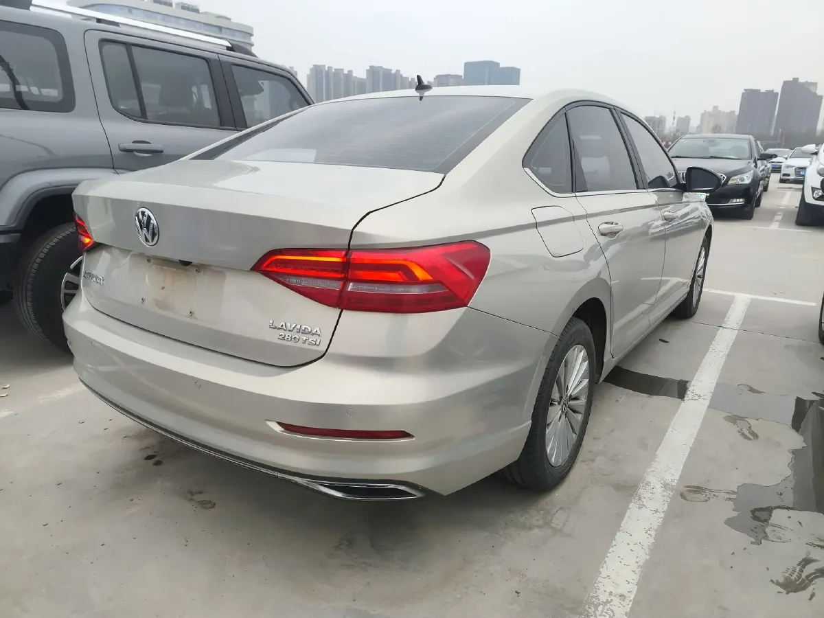 2019 Volkswagen T-Cross 1.4T 150HP L4 7DCT,autocango,china used car exporter,china ev exporter,chinese used car exporter,chinese used ev exporter