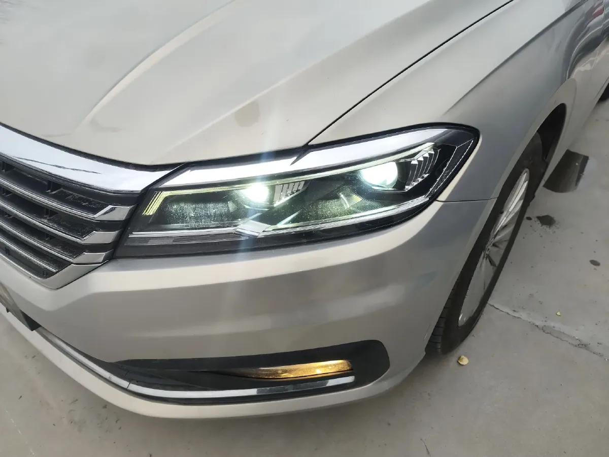 2019 Volkswagen T-Cross 1.4T 150HP L4 7DCT,autocango,china used car exporter,china ev exporter,chinese used car exporter,chinese used ev exporter