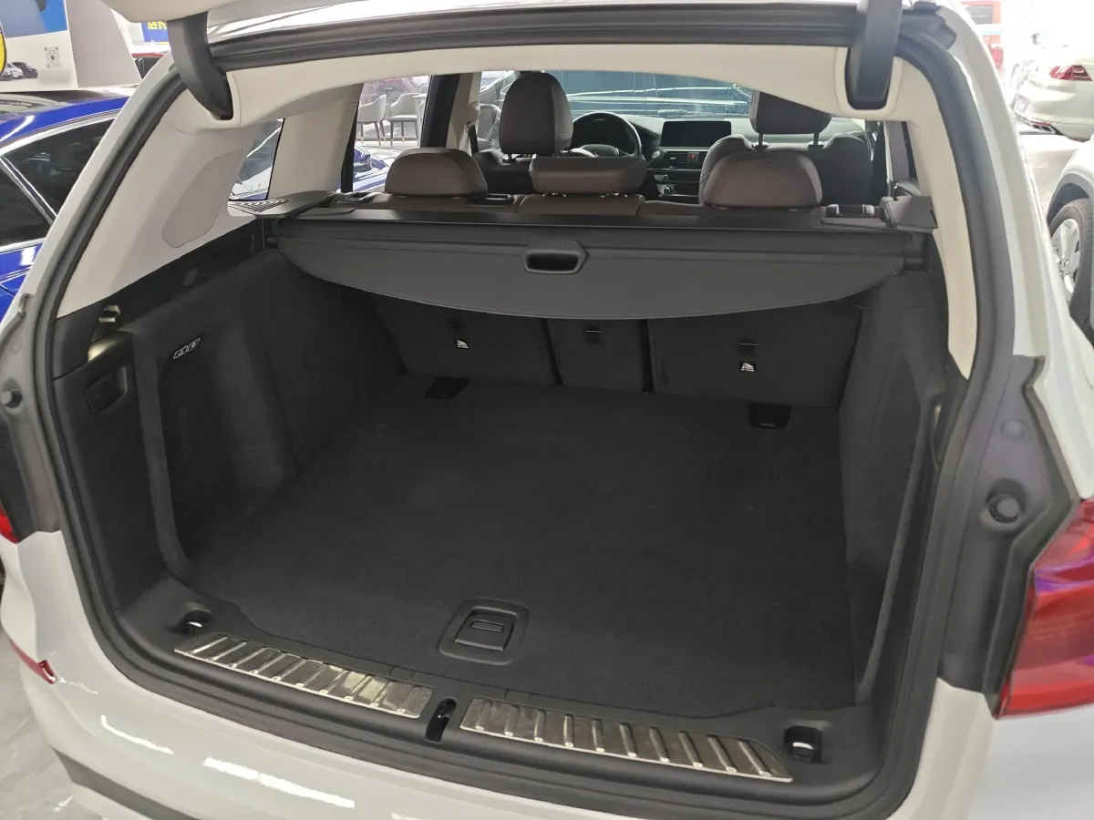 2021 BMW X3 2.0T 224HP L4 8AT,autocango,china used car exporter,china ev exporter,chinese used car exporter,chinese used ev exporter