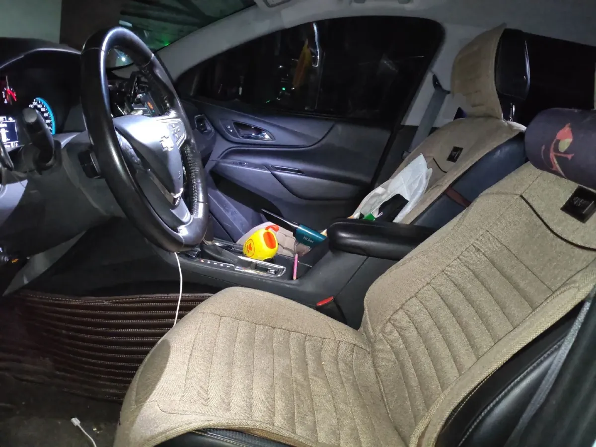 2018 Chevrolet Equinox 1.5T 180HP L4 6AT,autocango,china used car exporter,china ev exporter,chinese used car exporter,chinese used ev exporter