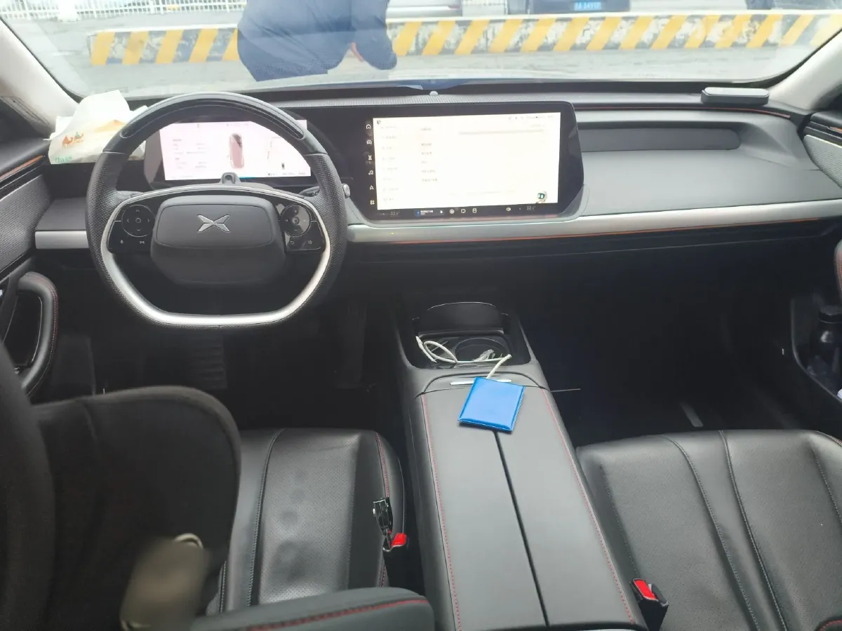 2022 Xpeng P7 BEV 60.2KWH,autocango,china used car exporter,china ev exporter,chinese used car exporter,chinese used ev exporter