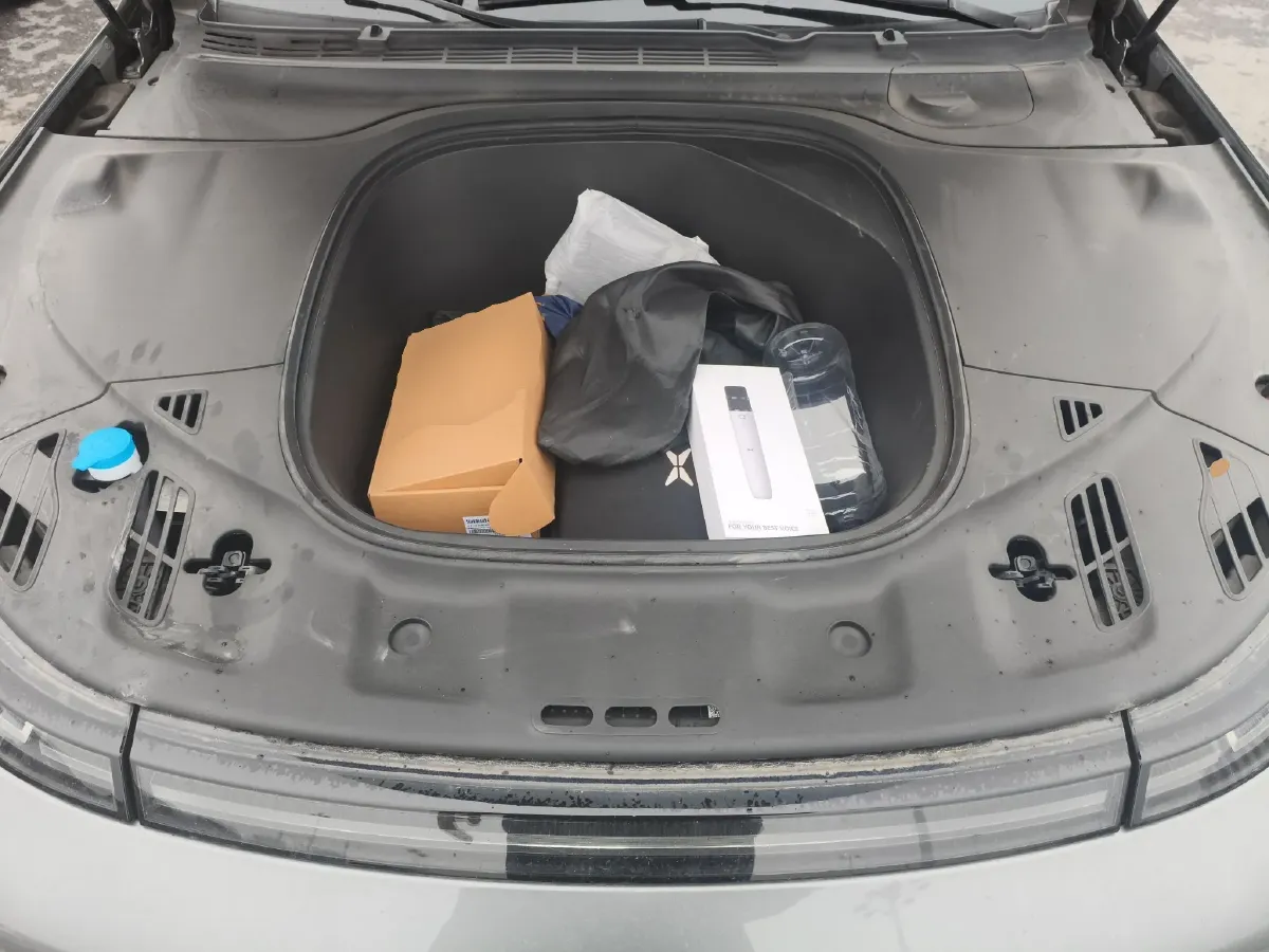 2022 Xpeng P7 BEV 60.2KWH,autocango,china used car exporter,china ev exporter,chinese used car exporter,chinese used ev exporter