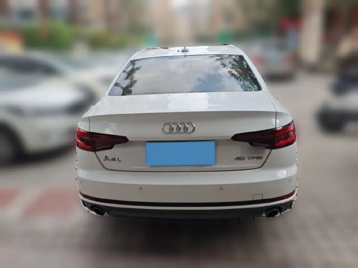 2018 Audi A4L 2.0T 190HP L4 7DCT,autocango,china used car exporter,china ev exporter,chinese used car exporter,chinese used ev exporter