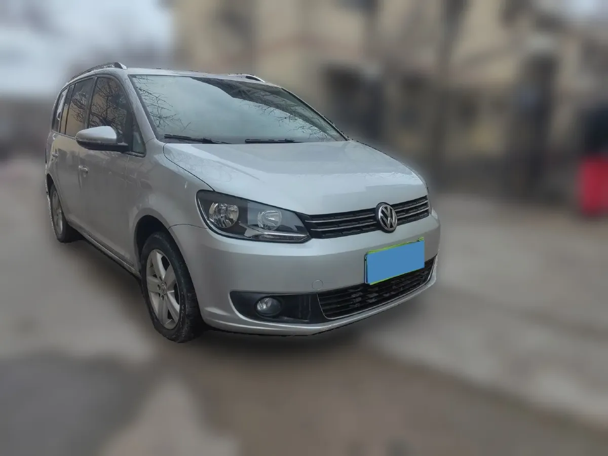 2015 Volkswagen Touran 1.4T 131HP L4 7DCT,autocango,china used car exporter,china ev exporter,chinese used car exporter,chinese used ev exporter