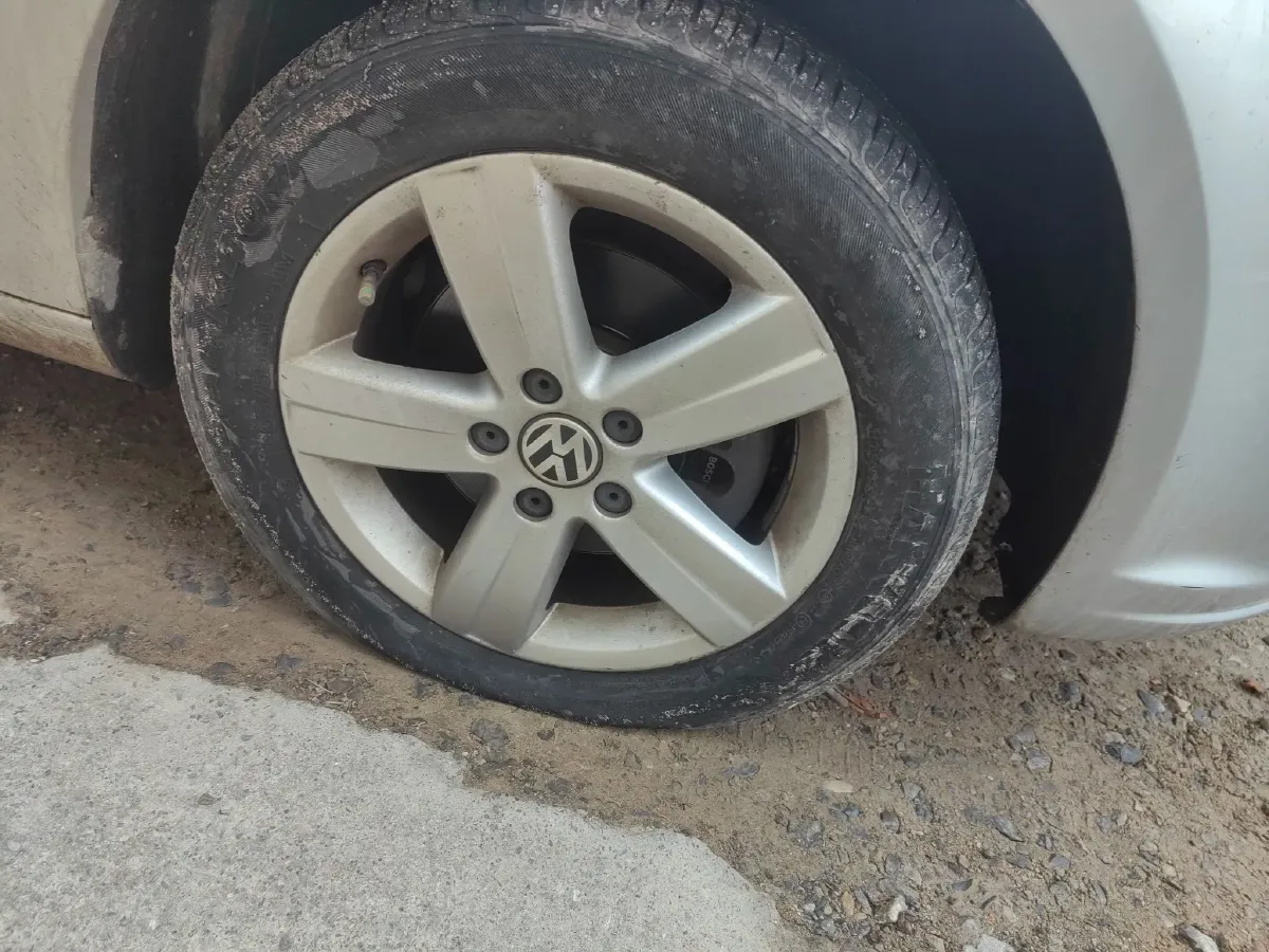 2015 Volkswagen Touran 1.4T 131HP L4 7DCT,autocango,china used car exporter,china ev exporter,chinese used car exporter,chinese used ev exporter