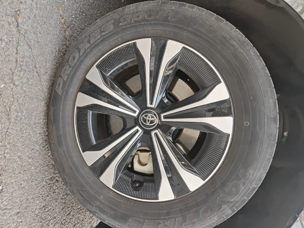 2022 Toyota bZ4X BEV 66.7KWH,autocango,china used car exporter,china ev exporter,chinese used car exporter,chinese used ev exporter