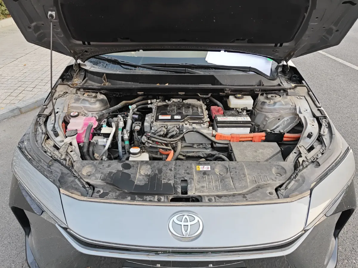 2022 Toyota bZ4X BEV 66.7KWH,autocango,china used car exporter,china ev exporter,chinese used car exporter,chinese used ev exporter