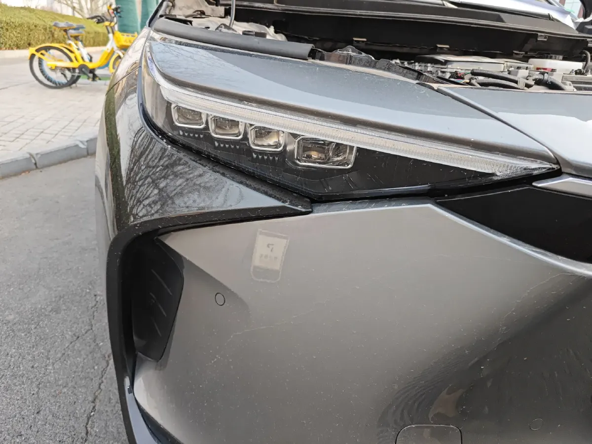 2022 Toyota bZ4X BEV 66.7KWH,autocango,china used car exporter,china ev exporter,chinese used car exporter,chinese used ev exporter