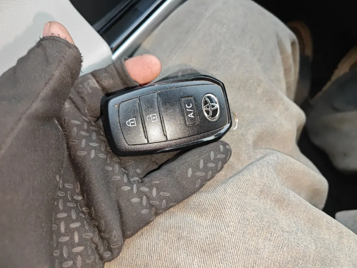 2022 Toyota bZ4X BEV 66.7KWH,autocango,china used car exporter,china ev exporter,chinese used car exporter,chinese used ev exporter