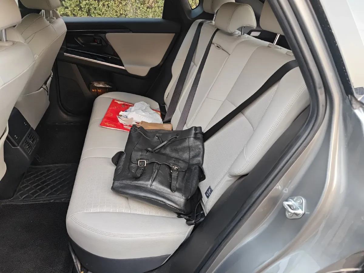 2022 Toyota bZ4X BEV 66.7KWH,autocango,china used car exporter,china ev exporter,chinese used car exporter,chinese used ev exporter