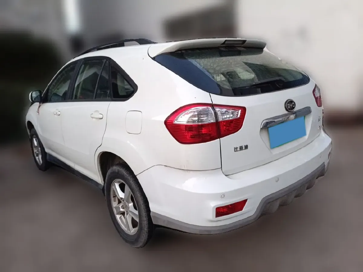 2014 BYD S6 1.5T 154HP L4 6MT,autocango,china used car exporter,china ev exporter,chinese used car exporter,chinese used ev exporter