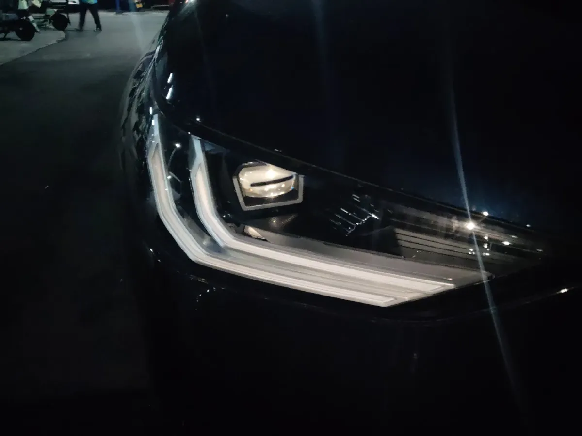 2025 BMW X3 2.0T 258HP L4 8AT,autocango,china used car exporter,china ev exporter,chinese used car exporter,chinese used ev exporter