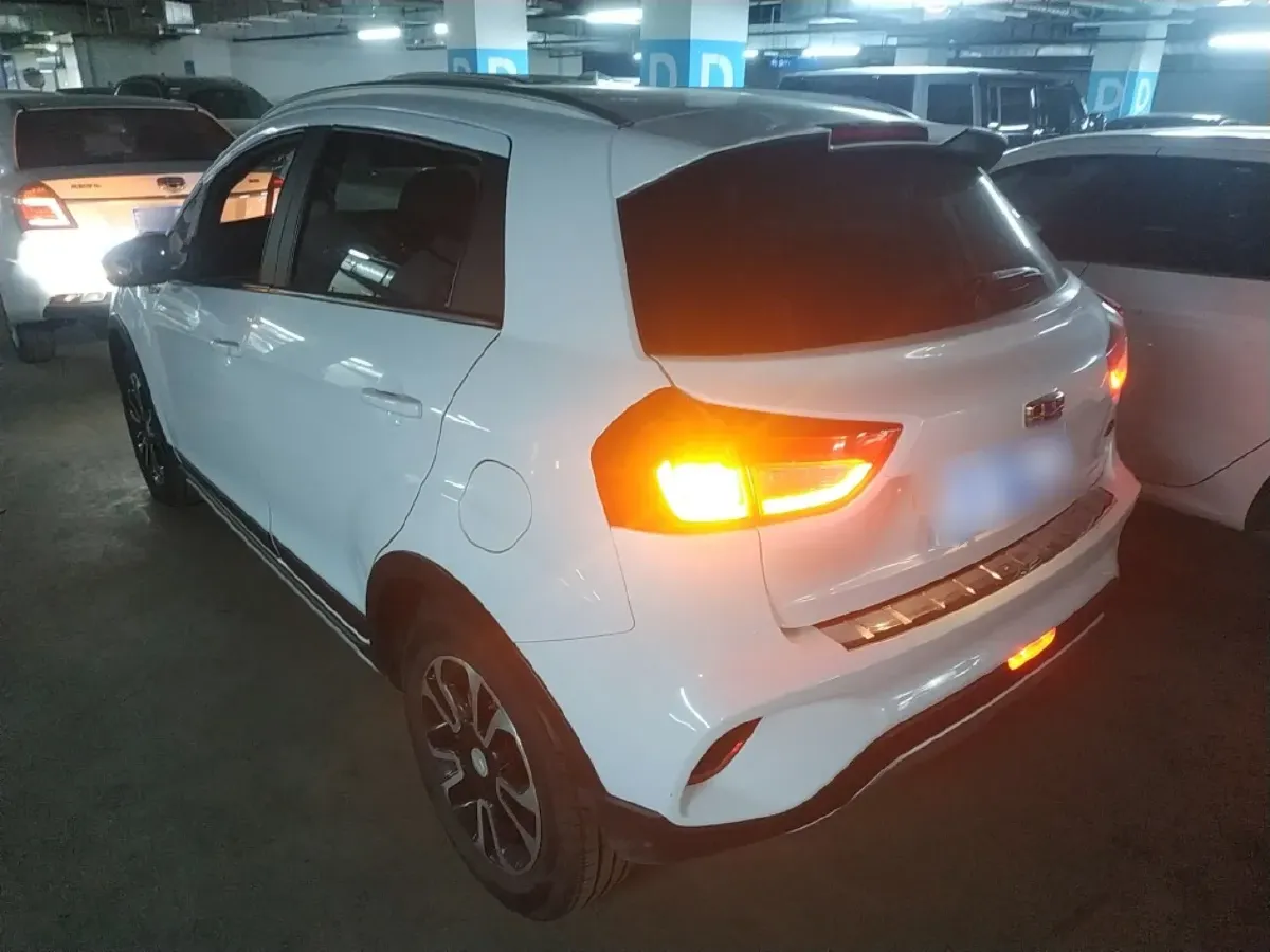 2017 Geely Vision X3 1.5L 102HP L4 5MT,autocango,china used car exporter,china ev exporter,chinese used car exporter,chinese used ev exporter