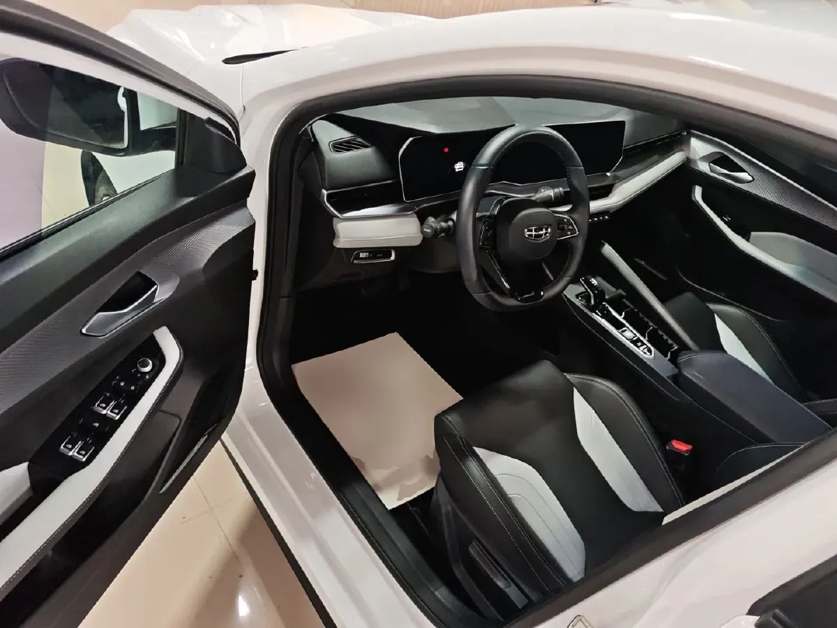 2024 Geely Binray 1.5T 181HP L4 7DCT,autocango,china used car exporter,china ev exporter,chinese used car exporter,chinese used ev exporter