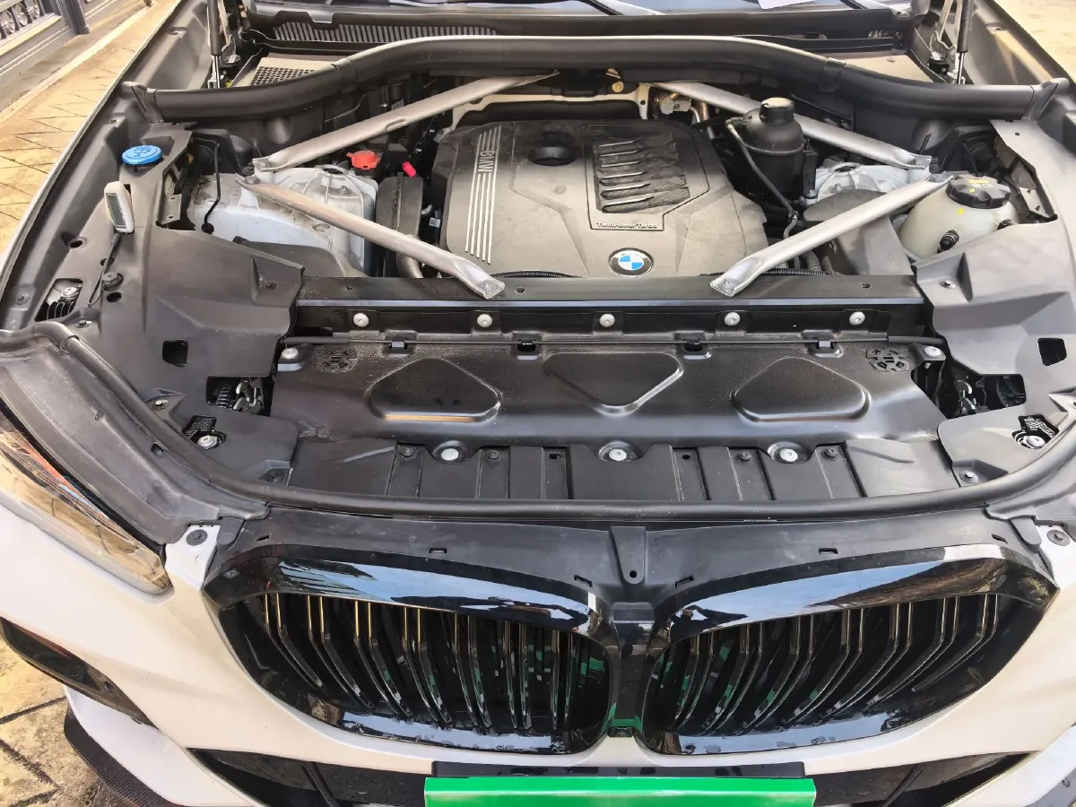 2021 BMW X5 3.0T 340HP L6 8AT,autocango,china used car exporter,china ev exporter,chinese used car exporter,chinese used ev exporter