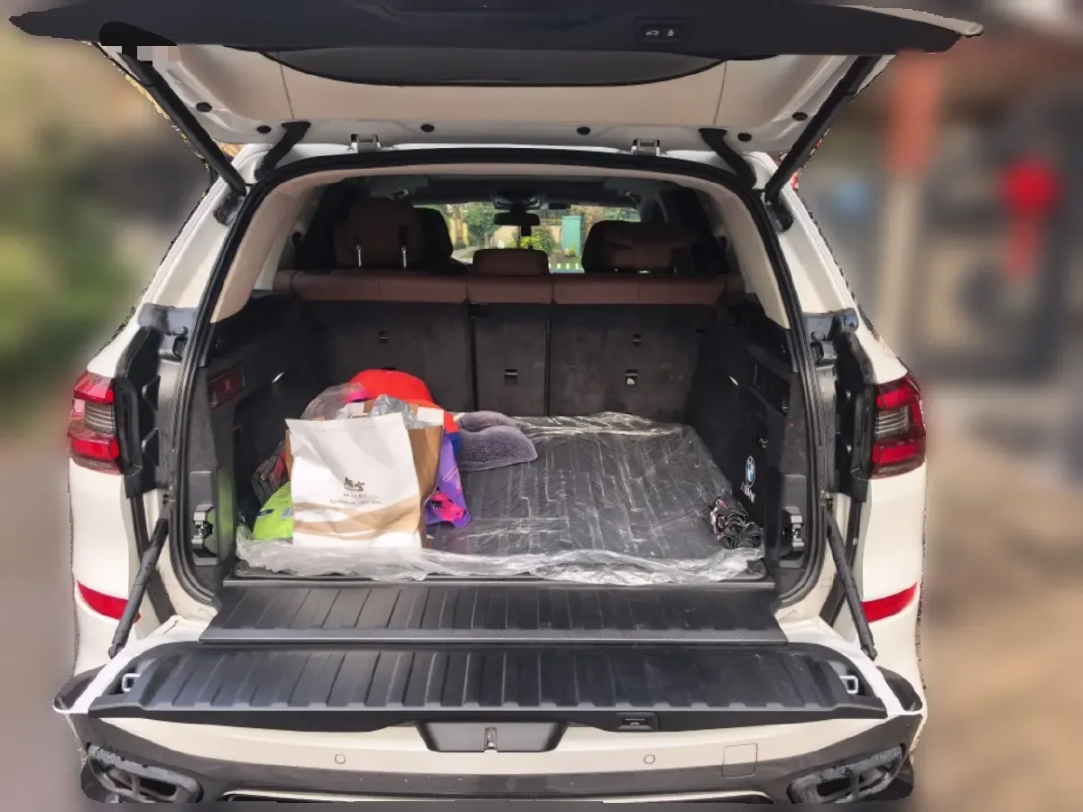 2021 BMW X5 3.0T 340HP L6 8AT,autocango,china used car exporter,china ev exporter,chinese used car exporter,chinese used ev exporter