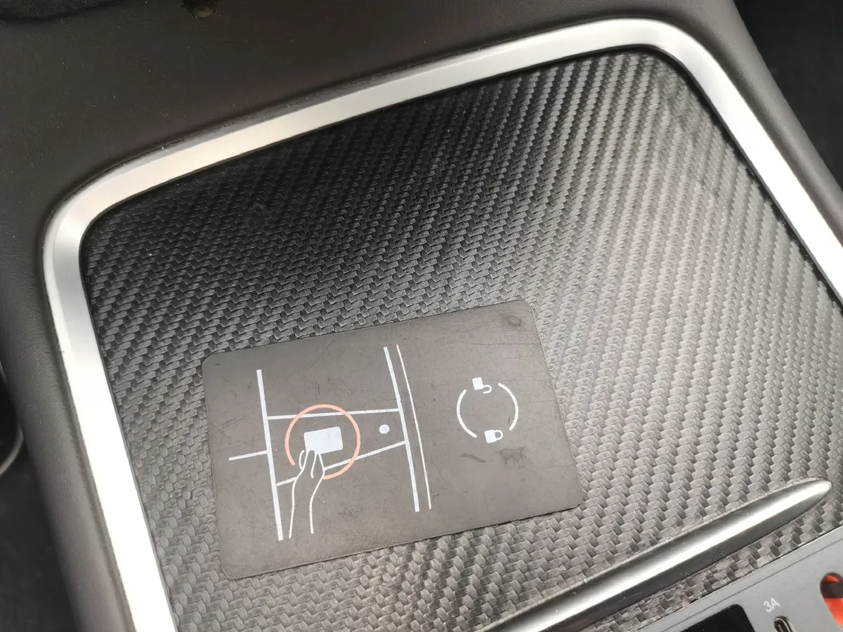 2023 Tesla Model Y BEV 60KWH,autocango,china used car exporter,china ev exporter,chinese used car exporter,chinese used ev exporter