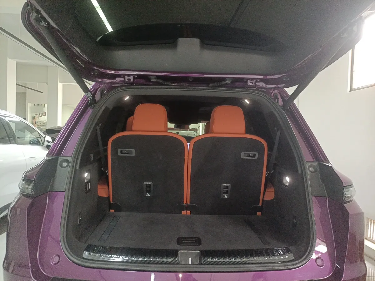 2022 Li L9 Range Extended 154HP REEV 42.6KWH,autocango,china used car exporter,china ev exporter,chinese used car exporter,chinese used ev exporter