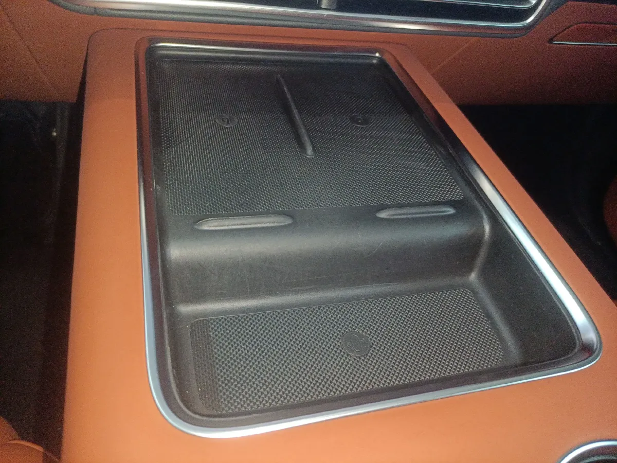 2022 Li L9 Range Extended 154HP REEV 42.6KWH,autocango,china used car exporter,china ev exporter,chinese used car exporter,chinese used ev exporter