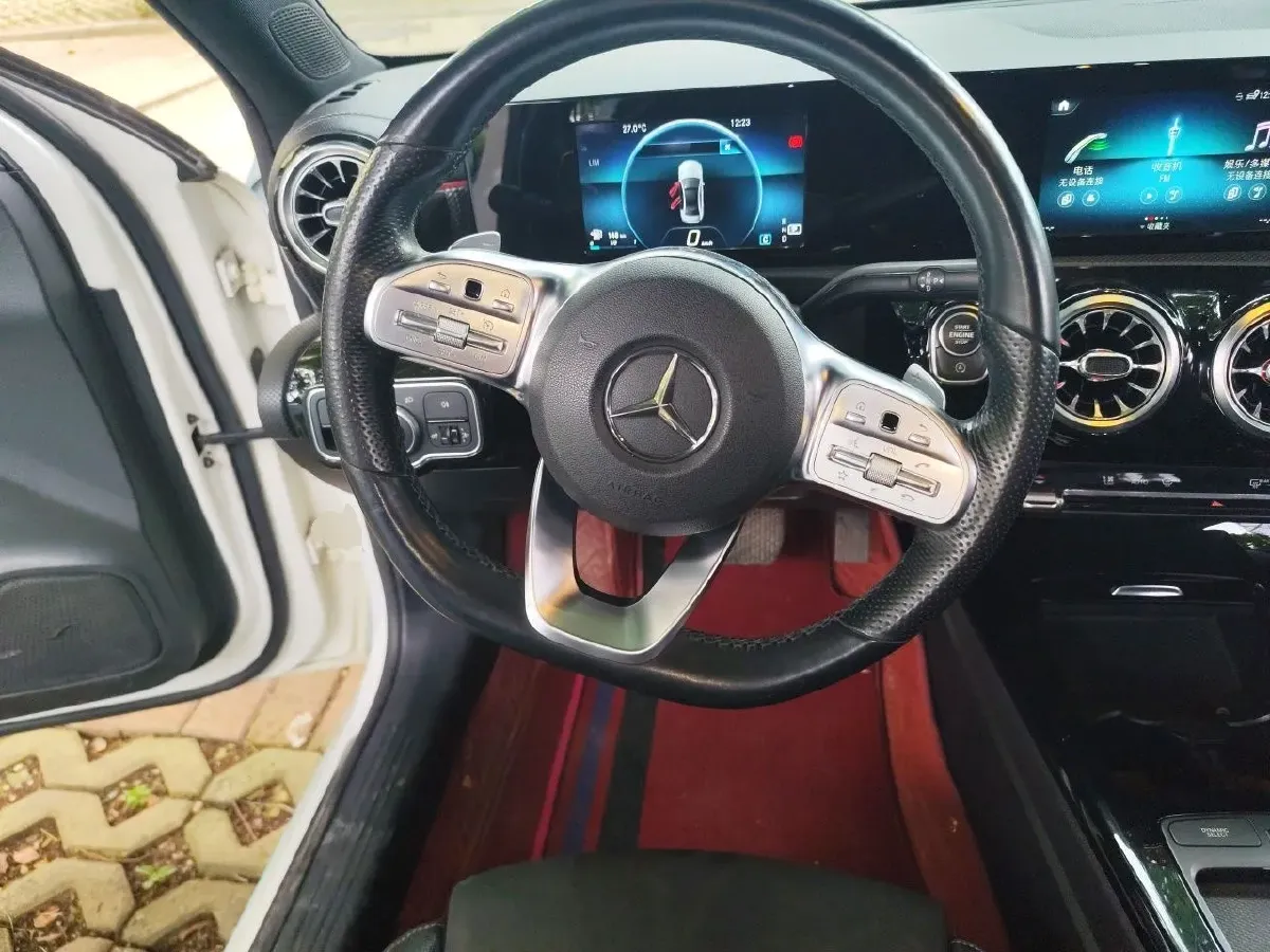 2019 Mercedes-Benz A Class 1.3T 136HP L4 7DCT,autocango,china used car exporter,china ev exporter,chinese used car exporter,chinese used ev exporter