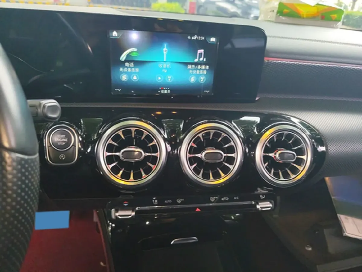 2019 Mercedes-Benz A Class 1.3T 136HP L4 7DCT,autocango,china used car exporter,china ev exporter,chinese used car exporter,chinese used ev exporter