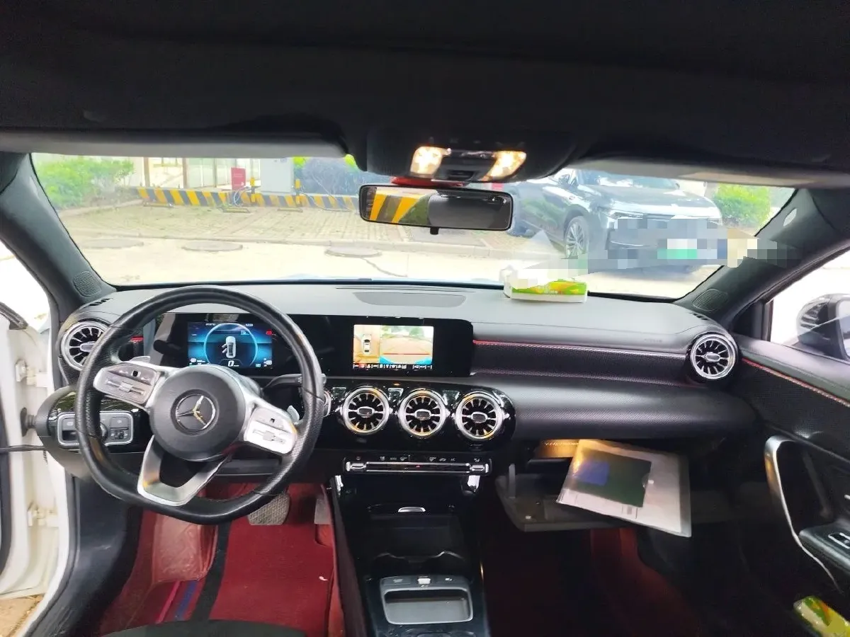 2019 Mercedes-Benz A Class 1.3T 136HP L4 7DCT,autocango,china used car exporter,china ev exporter,chinese used car exporter,chinese used ev exporter