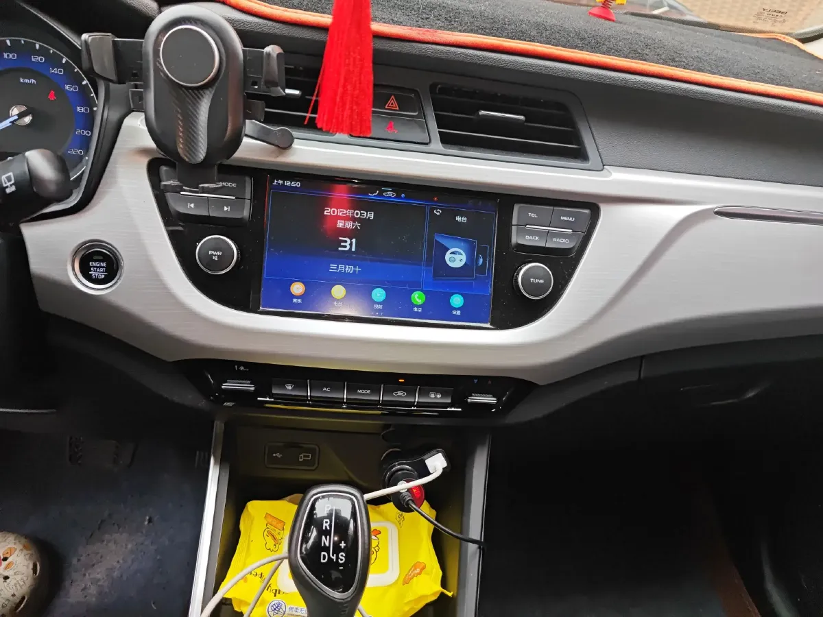 2019 Geely Vision X3 1.5L 109HP L4 CVT,autocango,china used car exporter,china ev exporter,chinese used car exporter,chinese used ev exporter