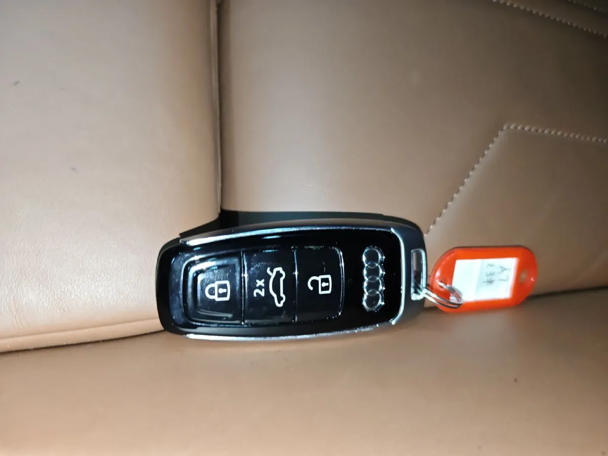 2023 Audi A7 2.0T 265HP L4 7DCT,autocango,china used car exporter,china ev exporter,chinese used car exporter,chinese used ev exporter