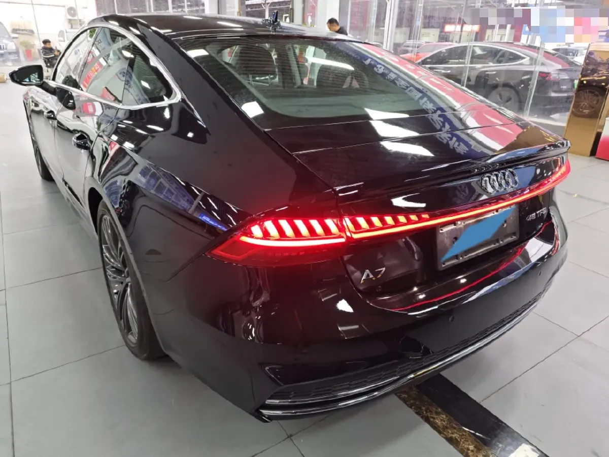2023 Audi A7 2.0T 265HP L4 7DCT,autocango,china used car exporter,china ev exporter,chinese used car exporter,chinese used ev exporter