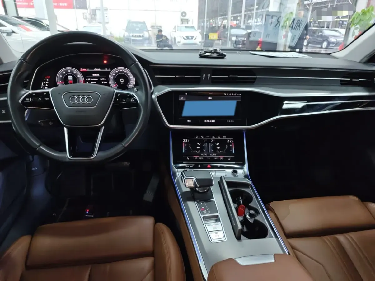 2023 Audi A7 2.0T 265HP L4 7DCT,autocango,china used car exporter,china ev exporter,chinese used car exporter,chinese used ev exporter