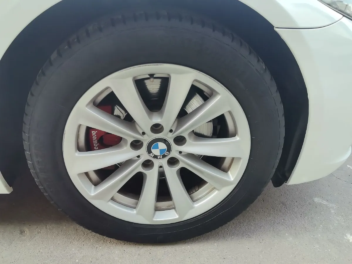 2014 BMW 5 Series 2.0T 184HP L4 8AT,autocango,china used car exporter,china ev exporter,chinese used car exporter,chinese used ev exporter