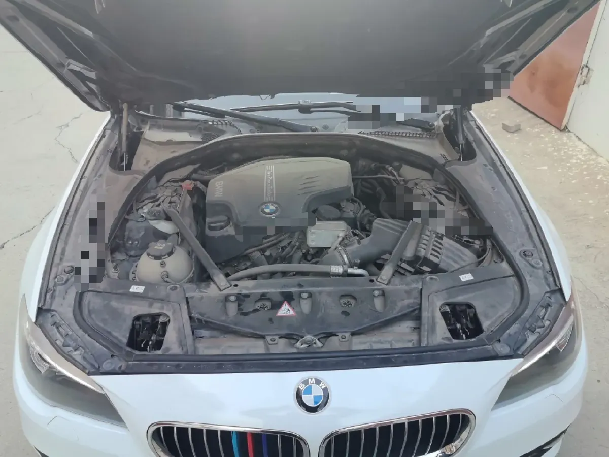 2014 BMW 5 Series 2.0T 184HP L4 8AT,autocango,china used car exporter,china ev exporter,chinese used car exporter,chinese used ev exporter