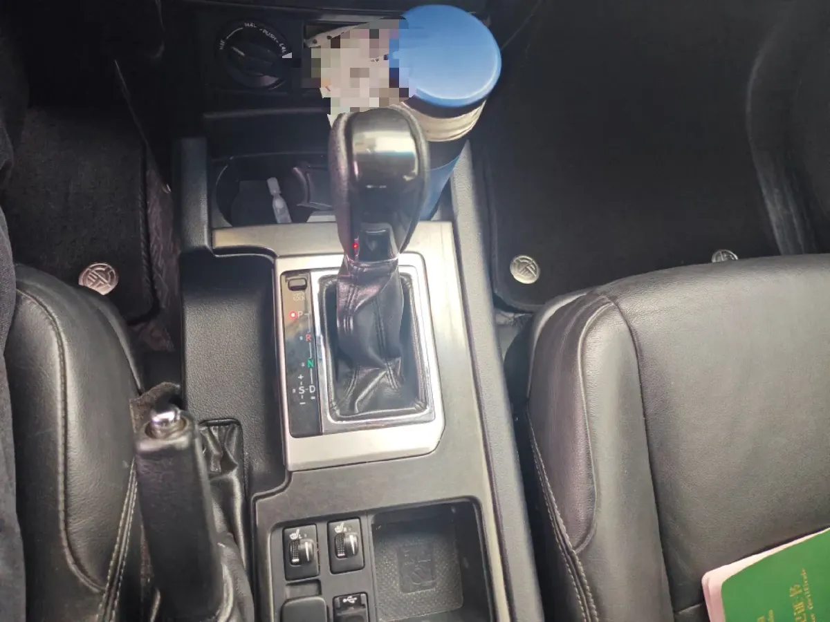 2016 Toyota Land Cruiser Prado 2.7L 163HP L4 6AT,autocango,china used car exporter,china ev exporter,chinese used car exporter,chinese used ev exporter