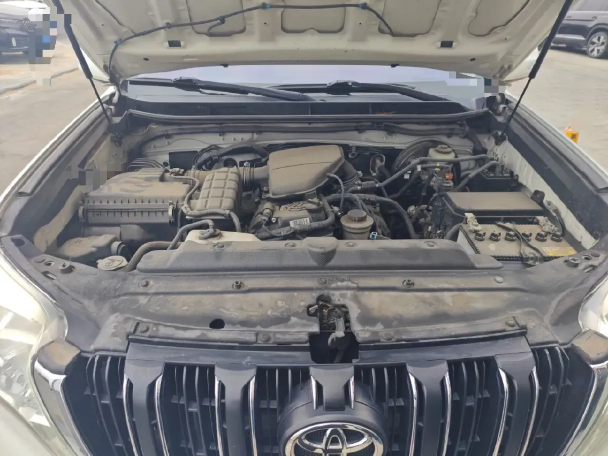 2016 Toyota Land Cruiser Prado 2.7L 163HP L4 6AT,autocango,china used car exporter,china ev exporter,chinese used car exporter,chinese used ev exporter