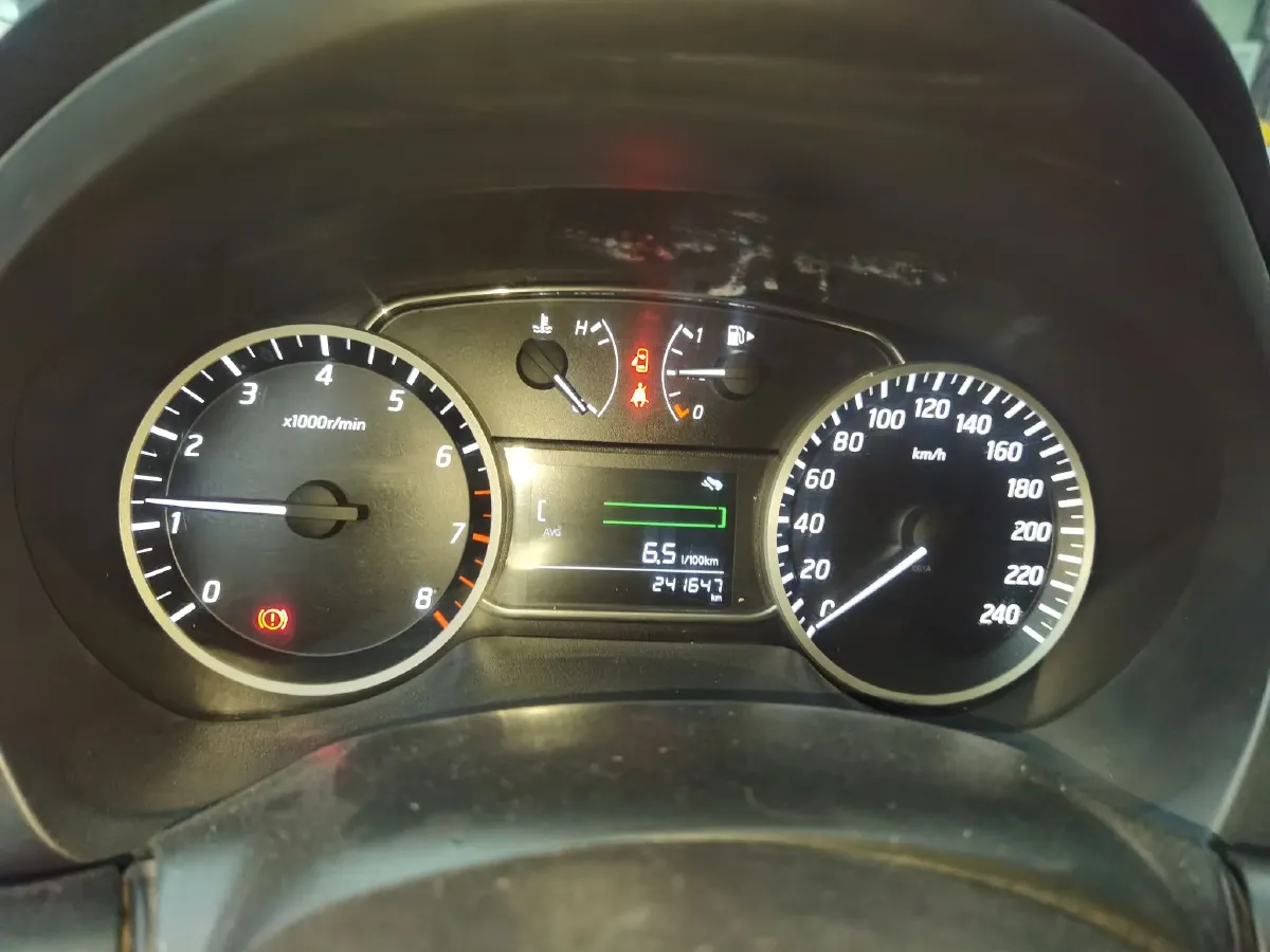 2016 Nissan Sylphy 1.6L 126HP L4 5MT,autocango,china used car exporter,china ev exporter,chinese used car exporter,chinese used ev exporter