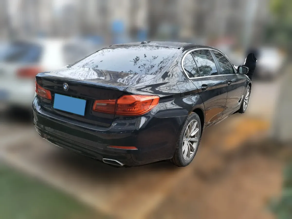2018 BMW 5 Series 2.0T 224HP L4 8AT,autocango,china used car exporter,china ev exporter,chinese used car exporter,chinese used ev exporter
