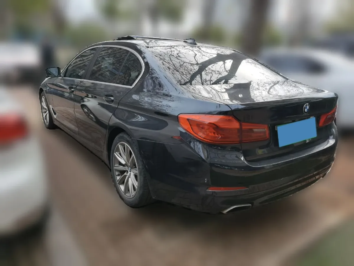 2018 BMW 5 Series 2.0T 224HP L4 8AT,autocango,china used car exporter,china ev exporter,chinese used car exporter,chinese used ev exporter