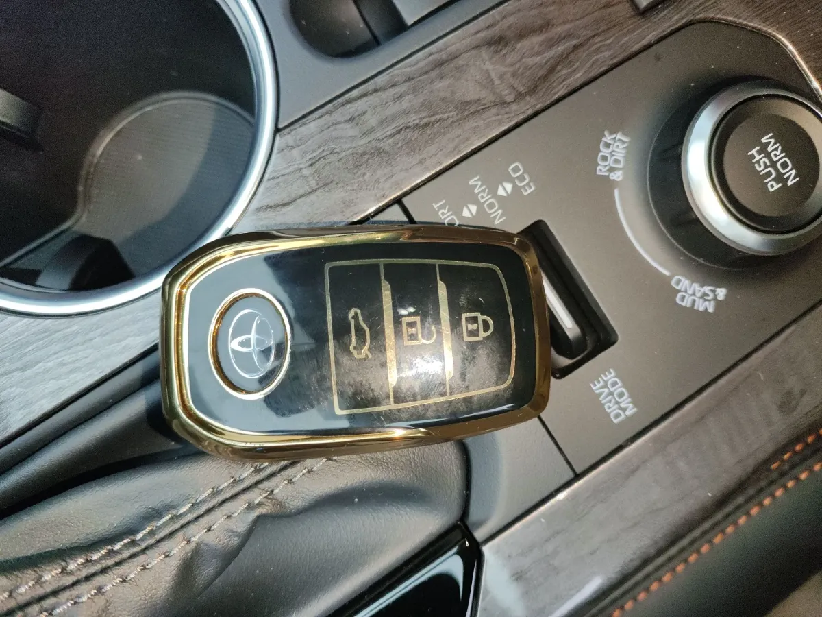 2024 Ford TransitT8 2.3T 174HP L4 8AT,autocango,china used car exporter,china ev exporter,chinese used car exporter,chinese used ev exporter