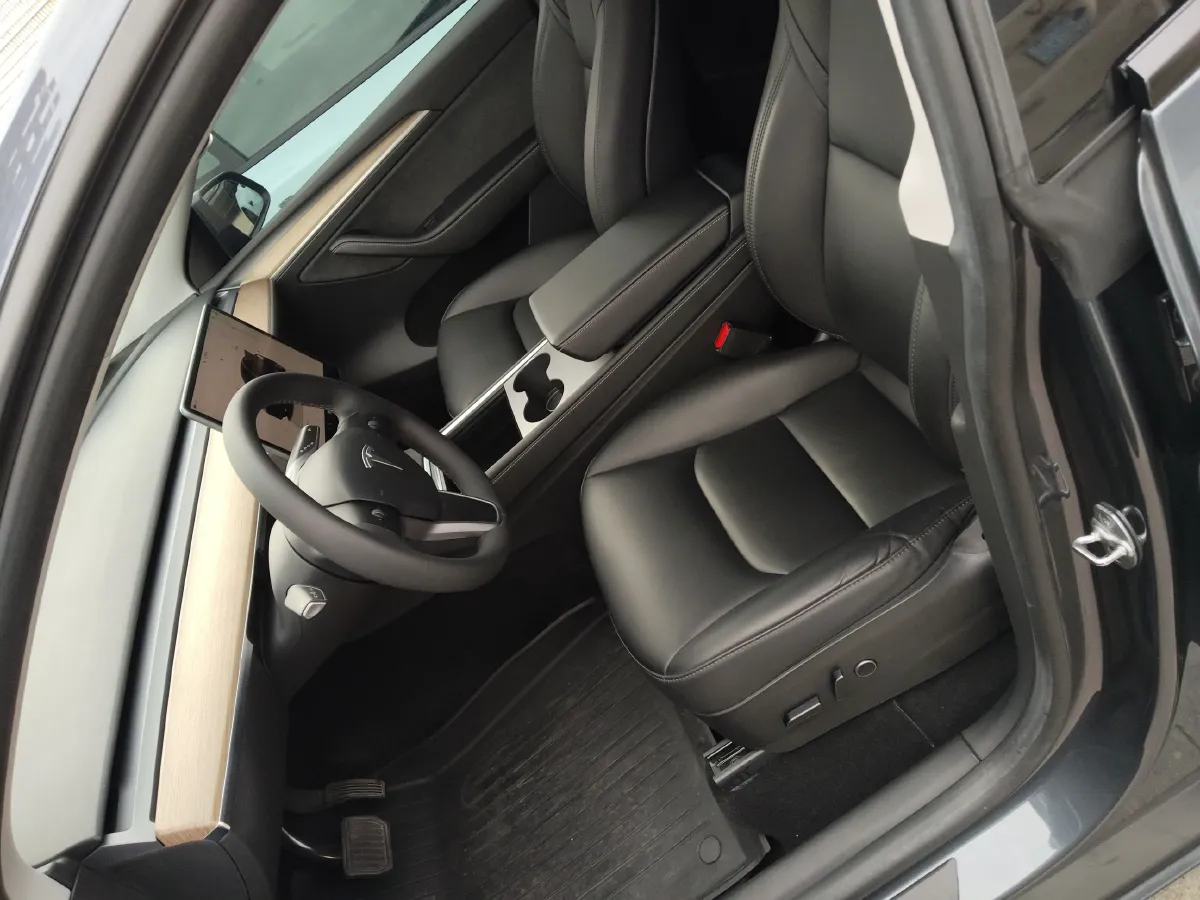 2022 Tesla Model Y BEV 60KWH,autocango,china used car exporter,china ev exporter,chinese used car exporter,chinese used ev exporter