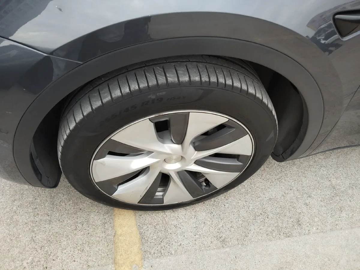 2022 Tesla Model Y BEV 60KWH,autocango,china used car exporter,china ev exporter,chinese used car exporter,chinese used ev exporter